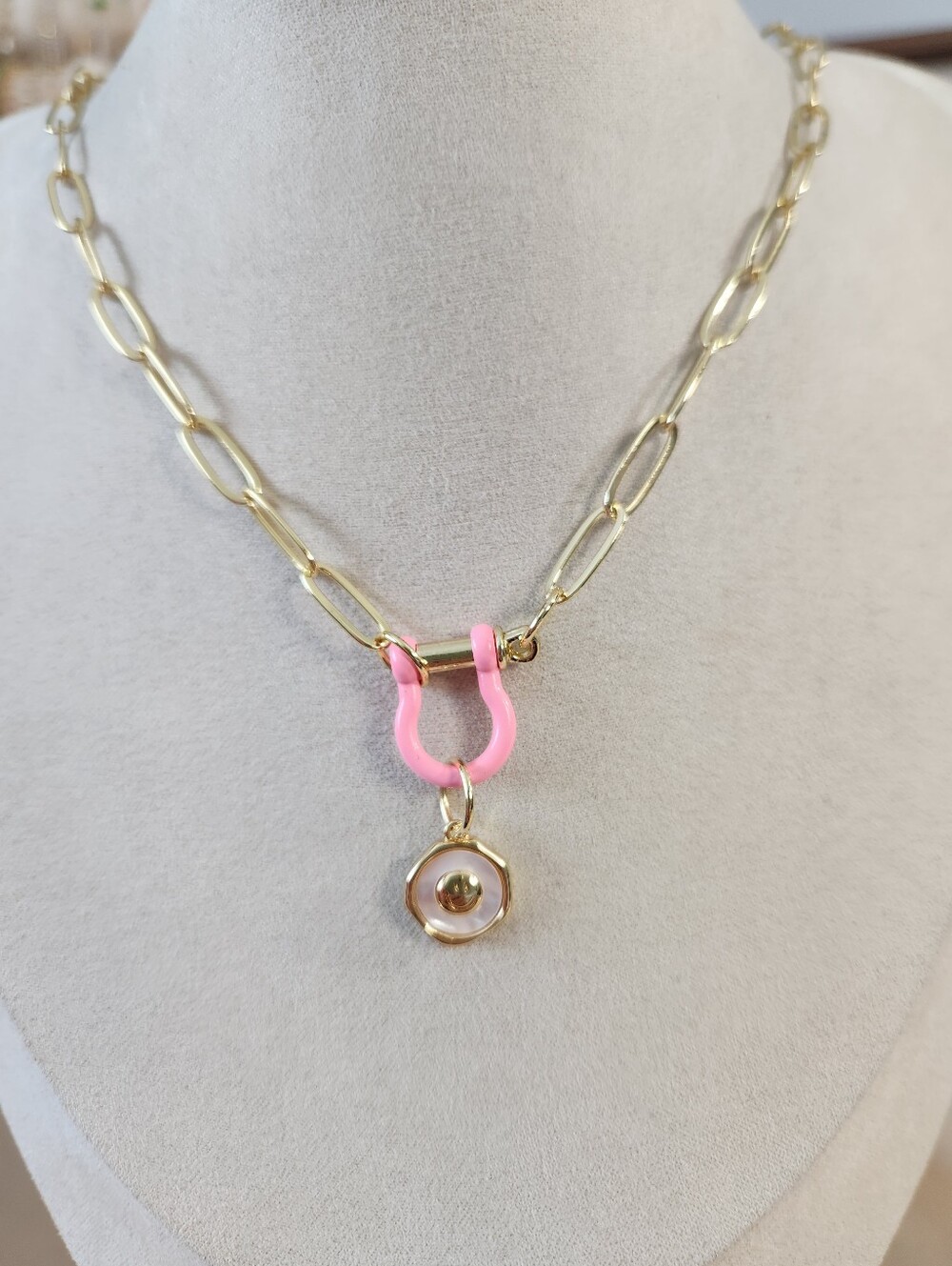 18k Gold Plated Pink Horshoe Mother Of Pearl Smile Face Necklace